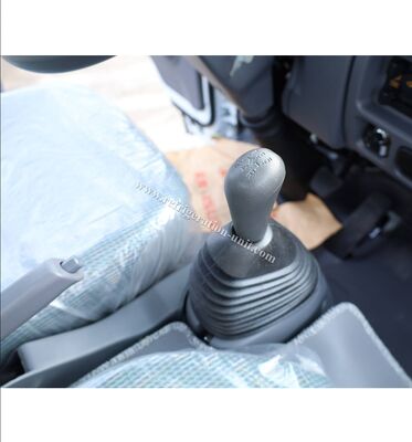 Châssis de camion de marque japonaise Isuzu 100p avec caisse réfrigérée de 4,1 mètres de longueur avec unités de réfrigération THERMO KING RV380V 4X2 Mini 3 tonnes camion réfrigéré avec congélateur de 2 tonnes