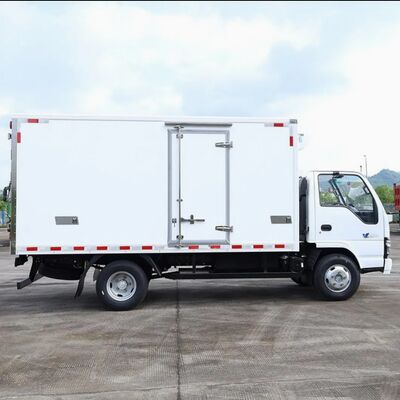 ISUZU QINGLING 600P 6 roues 3 tonnes Camion frigorifique avec unité de réfrigération THERMO KING modèle RV380