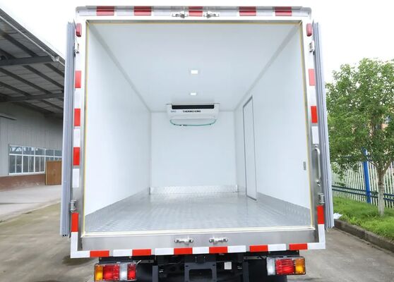 ISUZU QINGLING 600P 6 roues 3 tonnes Camion frigorifique avec unité de réfrigération THERMO KING modèle RV380