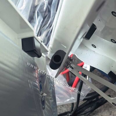 les charnières du côté du moteur la porte du côté droit un ensemble de la série T THERMO KING unité de réfrigération T-600 800 1000 680Pro 880Pro T-1080Pro