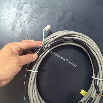 22-60673-03 remplace 22-02336-04 FAISCEAU DE CÂBLAGE, CABINE COMMANDE 10M AVEC CONNECTEUR B pour unités de réfrigération Carrier Supra 550 / 650 /750 / 850 / 950 / 1050 /1150 / 1250